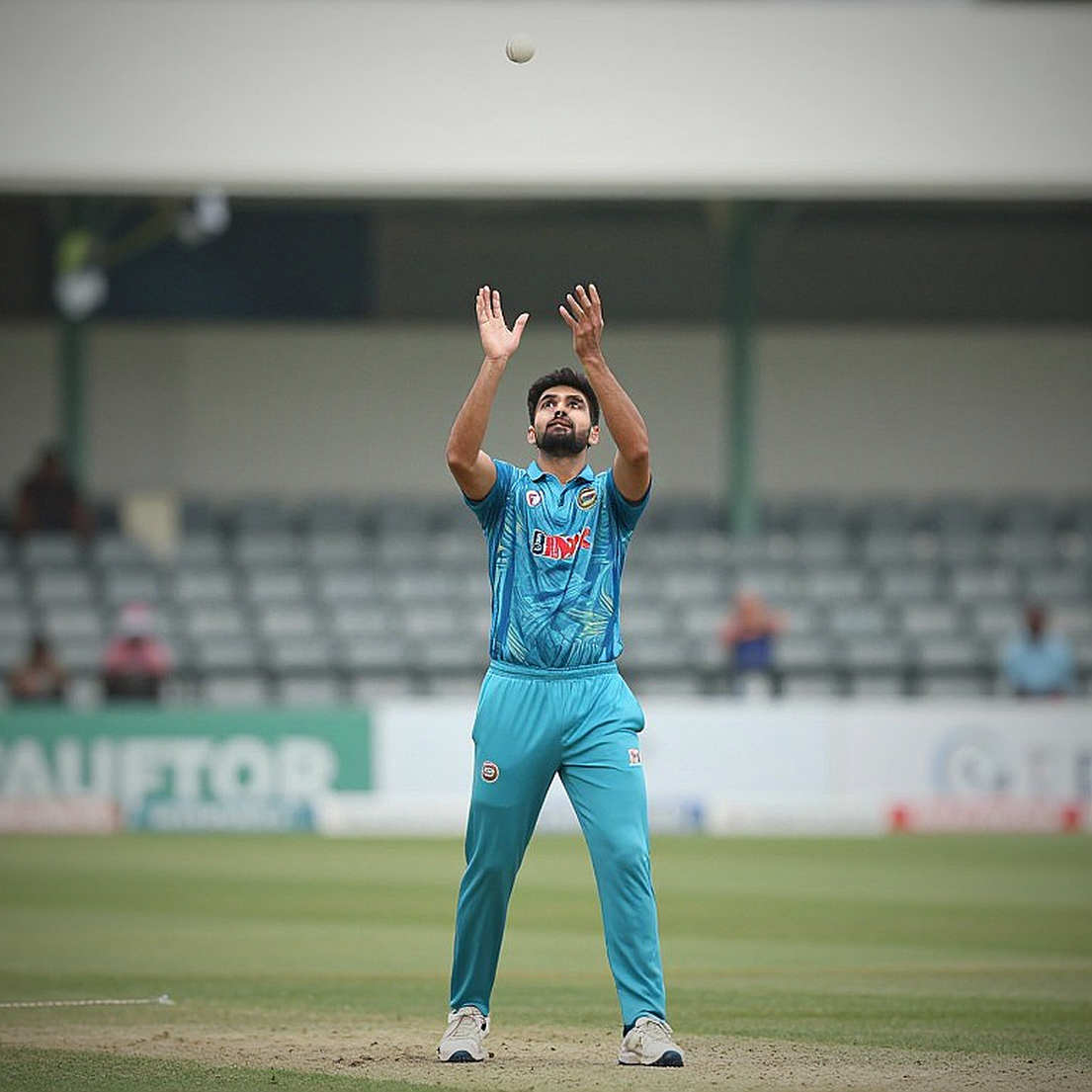 র্যাঙ্কিংয়ের আয়নায় যে মুখ দেখা যায় না: বৃষ্টিভেজা রাজশাহী থেকে লখনৌ ও গুয়াহাটি পর্যন্ত এক সন্ধ্যার হিসাব র্যাঙ্কিংয়ের আয়নায় যে মুখ দেখা যায় না: বৃষ্টিভেজা রাজশাহী থেকে লখনৌ ও গুয়াহাটি পর্যন্ত এক সন্ধ্যার হিসাব