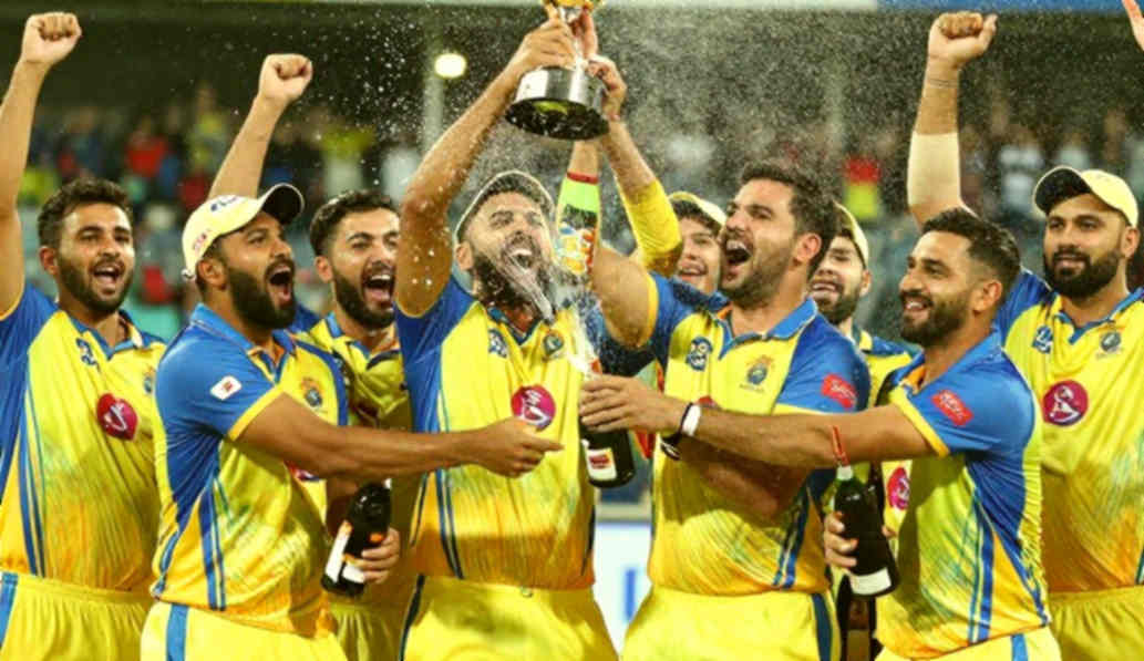 মুরশিদা খাতুনের নির্বাচন: ৬১ রানের হিসাব, ১৫ থেকে ১৬-র ফাঁক মুরশিদা খাতুনের নির্বাচন: ৬১ রানের হিসাব, ১৫ থেকে ১৬-র ফাঁক