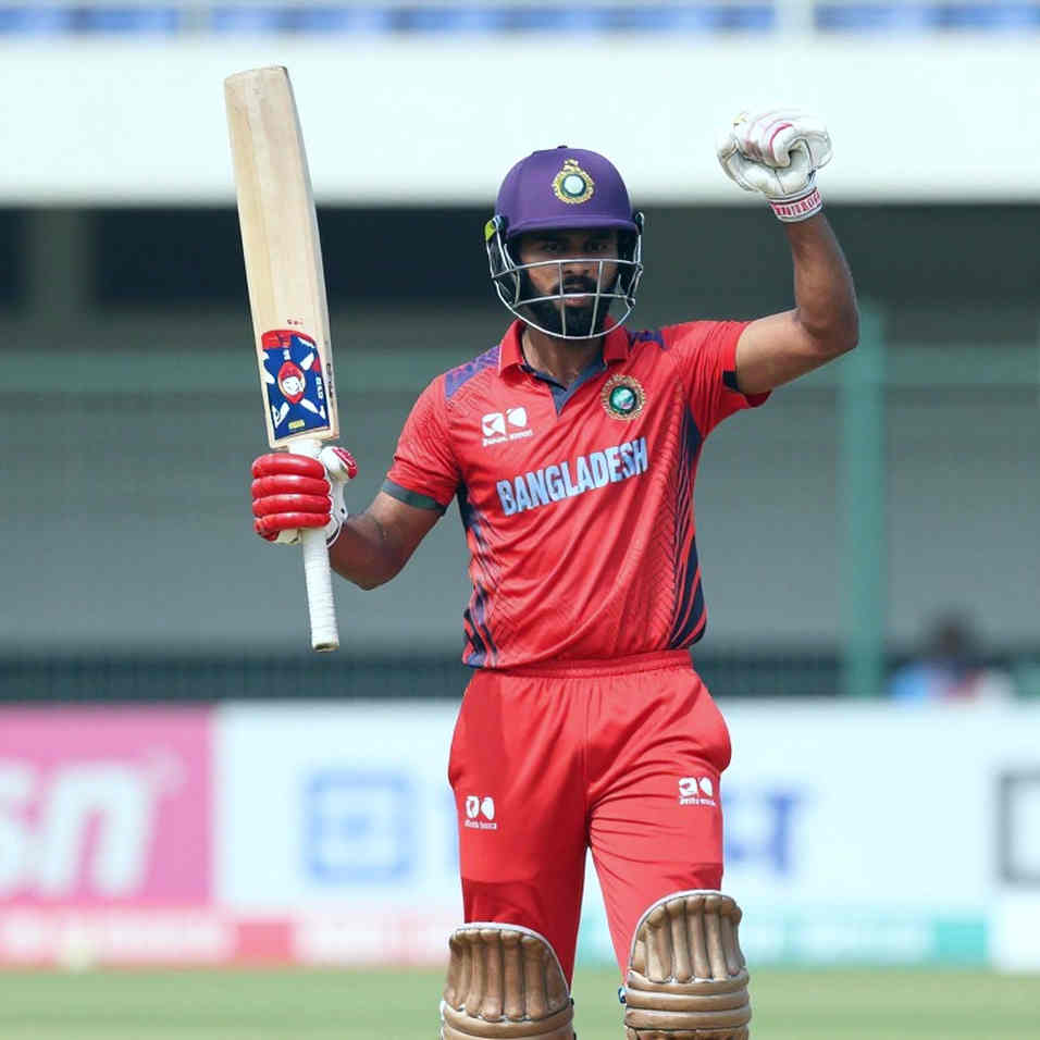 ১৪ বলে অর্ধশতক: ফ্রেজার-ম্যাকগার্কের রেকর্ড আসলে কী প্রমাণ করে, আর কী প্রমাণ করে না