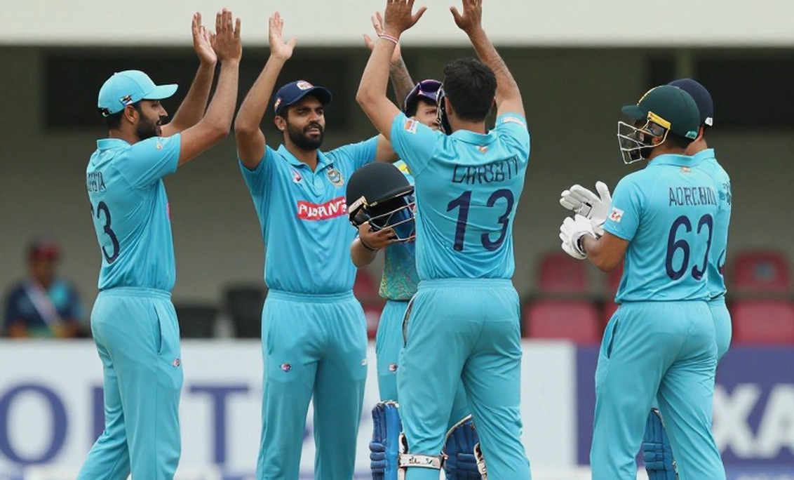 এক ইনিংসের ওজন: আইয়ারের ১৮ ধাপ ও আবরারের শীর্ষ হারানোর আসল পাঠ