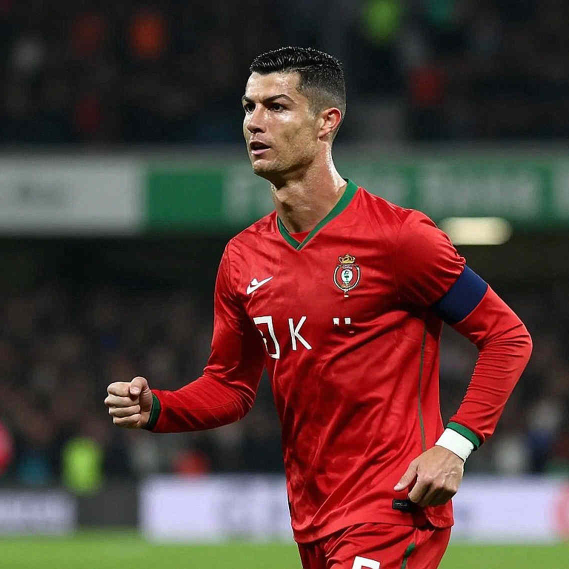 বেঞ্চেও নাম নেই: চেলসি-টটেনহ্যাম ডার্বির আগে জোয়াও পেদ্রোর হাঁটু, পেন্ডার্সের গ্লাভস আর আলোনসোর নির্বাচিত নীরবতা