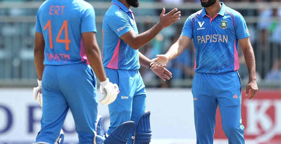 আবুধাবিতে ৯৯ রানের হার যা ঢেকে দিচ্ছে: বাংলাদেশের মিডল-ওভার শূন্যতার হিসাব আবুধাবিতে ৯৯ রানের হার যা ঢেকে দিচ্ছে: বাংলাদেশের মিডল-ওভার শূন্যতার হিসাব