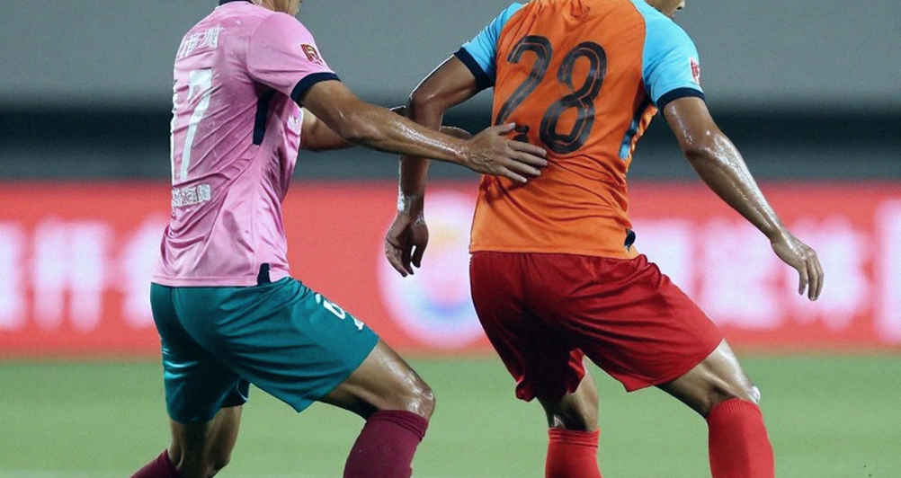 এল ক্লাসিকোয় আল-ইত্তিহাদের হার: ফরেন কোটা, ভাঙা ডিফেন্স আর আল-গামদির উত্থান