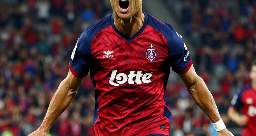 The Silently Empty Data Pipeline and Blockchain's Unfinished Promise in the Football Transfer Market