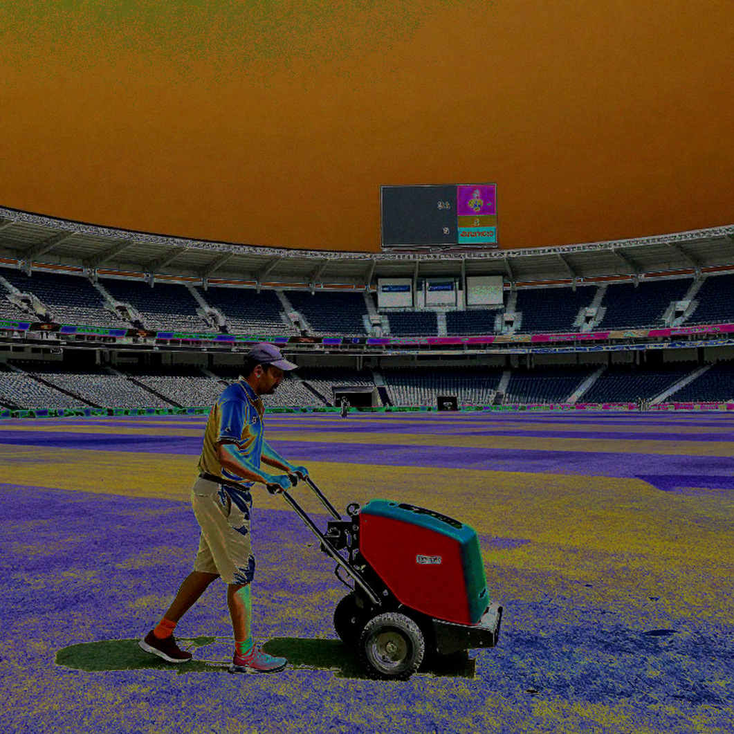 The Fifth Morning in Mirpur: How Spin Load Sets the Tempo of a Test Cycle