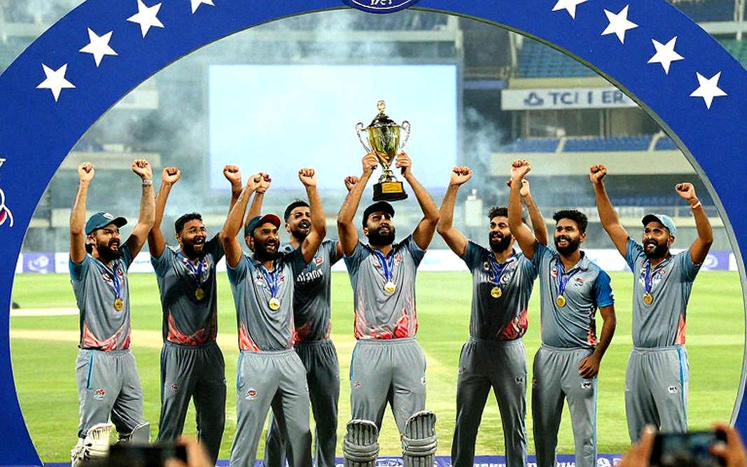The Scan Didn't Explain the Pain: Cricket's Soft-Tissue Clusters and the Silent Trap of Incomplete Data